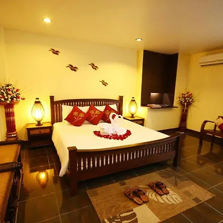 CM Night Bazaar Boutique Hotel-2